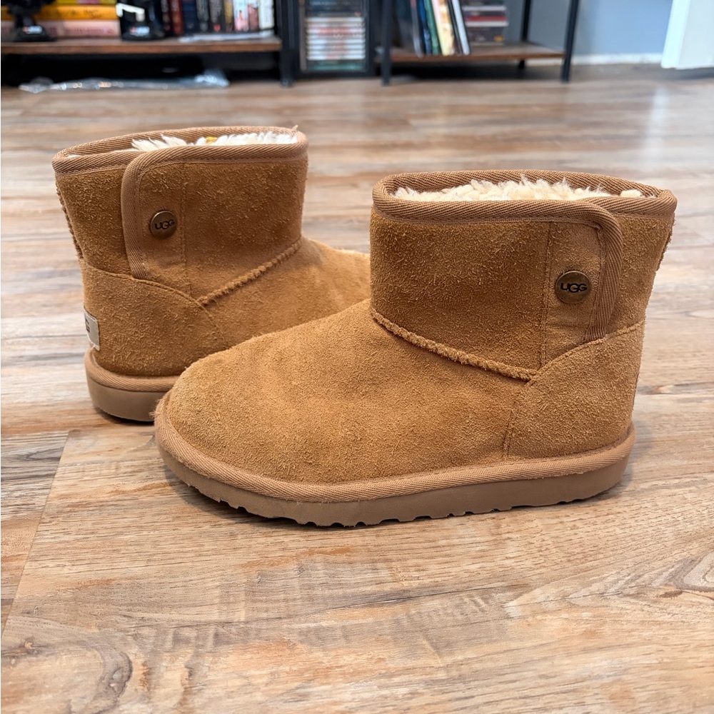 UGG kids Chestnut jona Boots